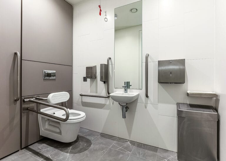 Dolphin Doc M Compliance, Finsburry Circus