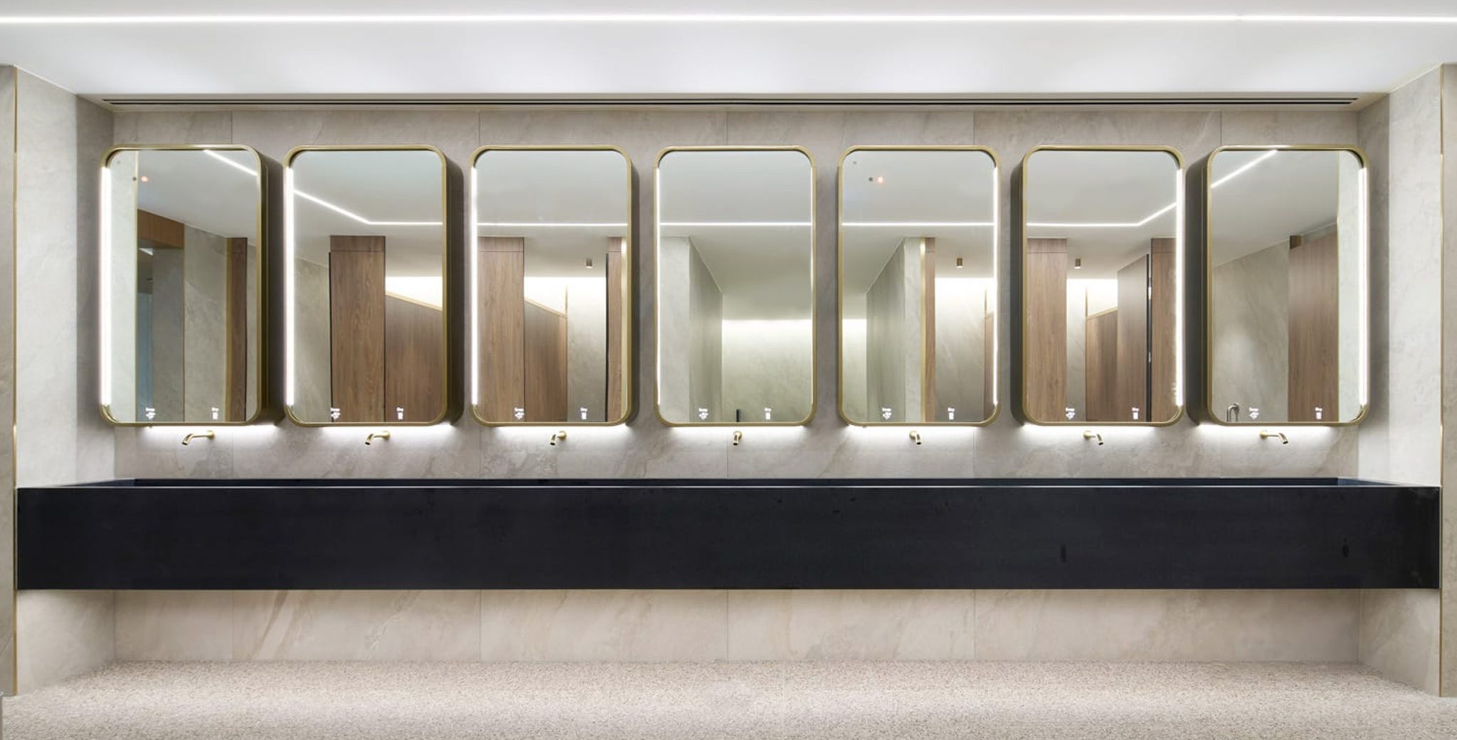 Row to Alavo Solo at Melbourne T2 Airport washroom