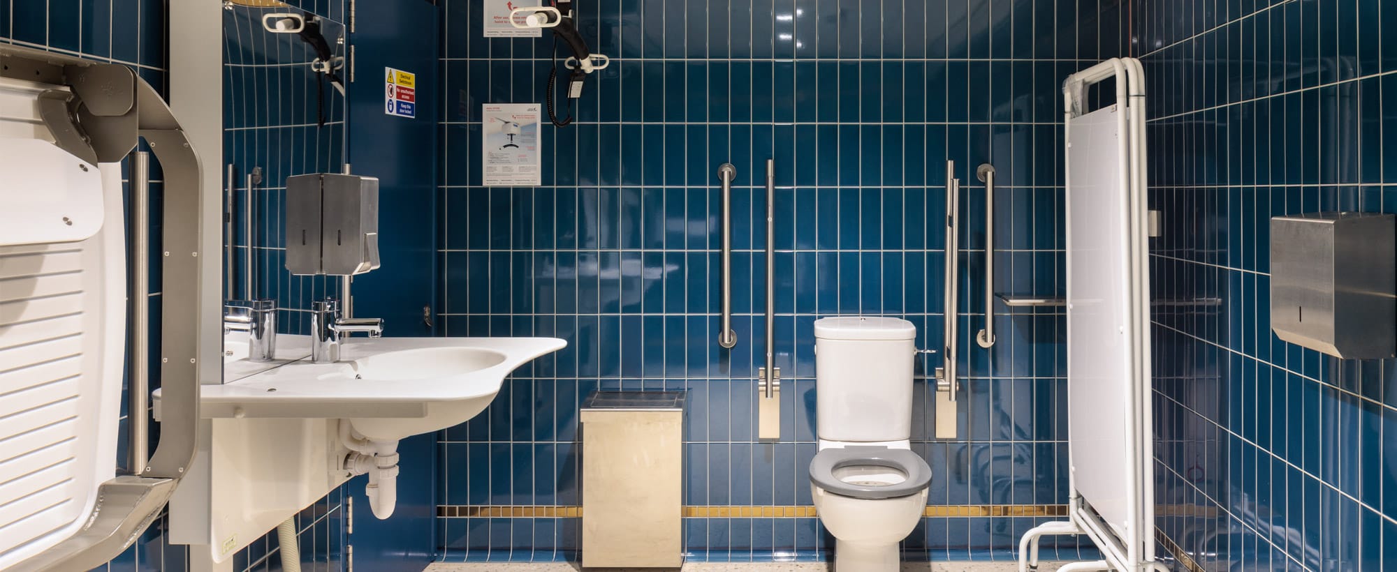 Washroom project using stainless steel finished products
