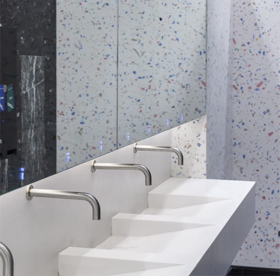 Hygienic commercial washroom solution